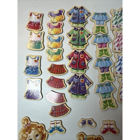 Wooden Magnetic Dress Up Dolls 67 Pieces Clothes 4 Dolls Homeschool Busy Work - Picture 2 of 7